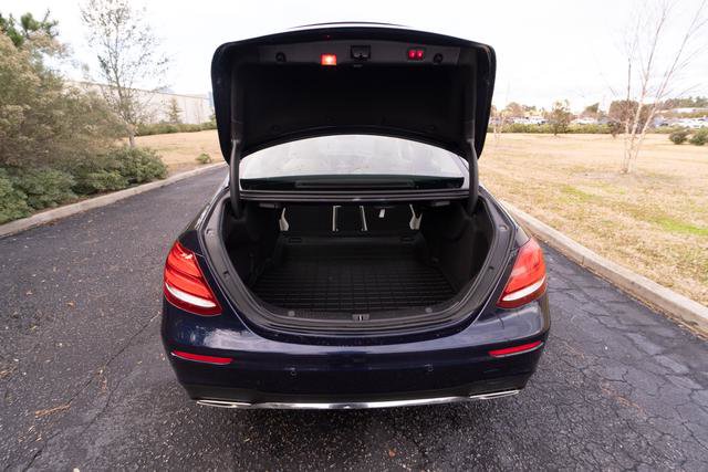 Used 2020 Mercedes-Benz E 350 Sedan image 33