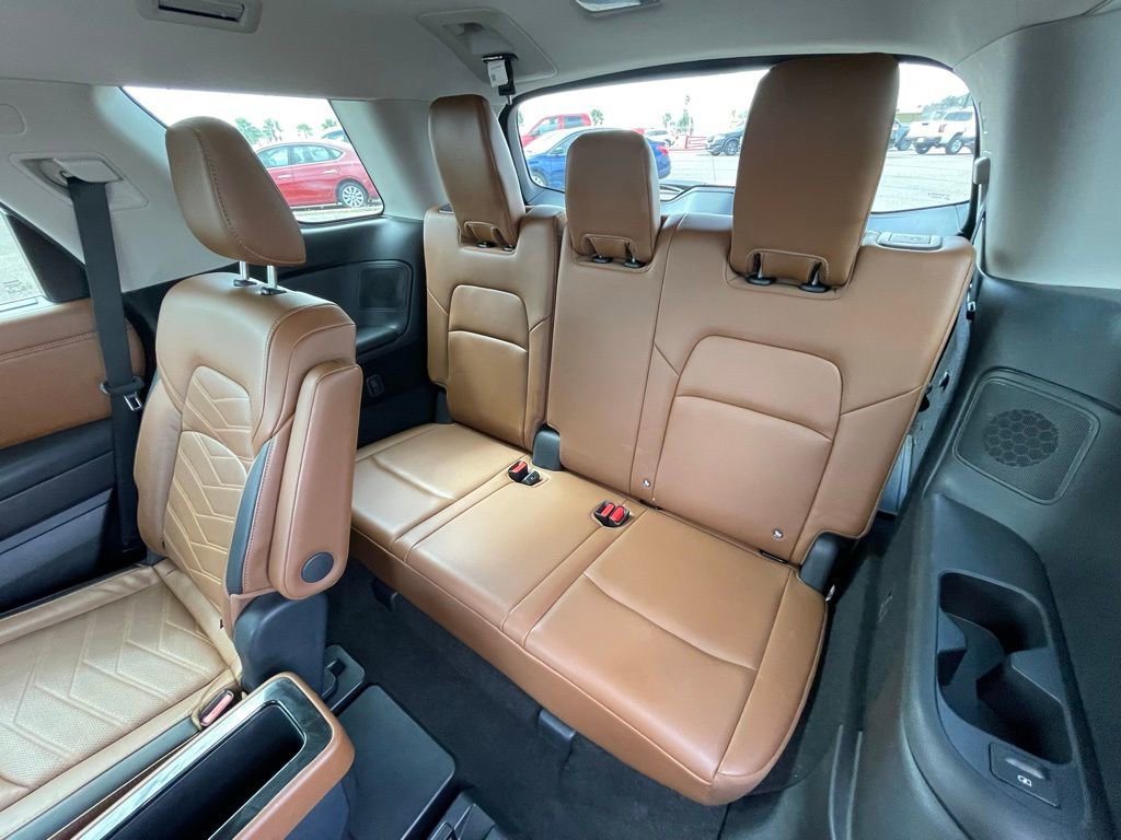 Certified 2023 Nissan Pathfinder Platinum image 24