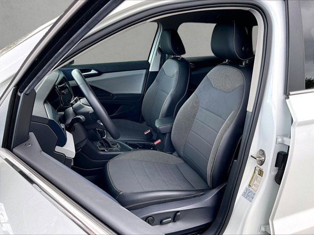 Used 2022 Volkswagen Taos SE image 27