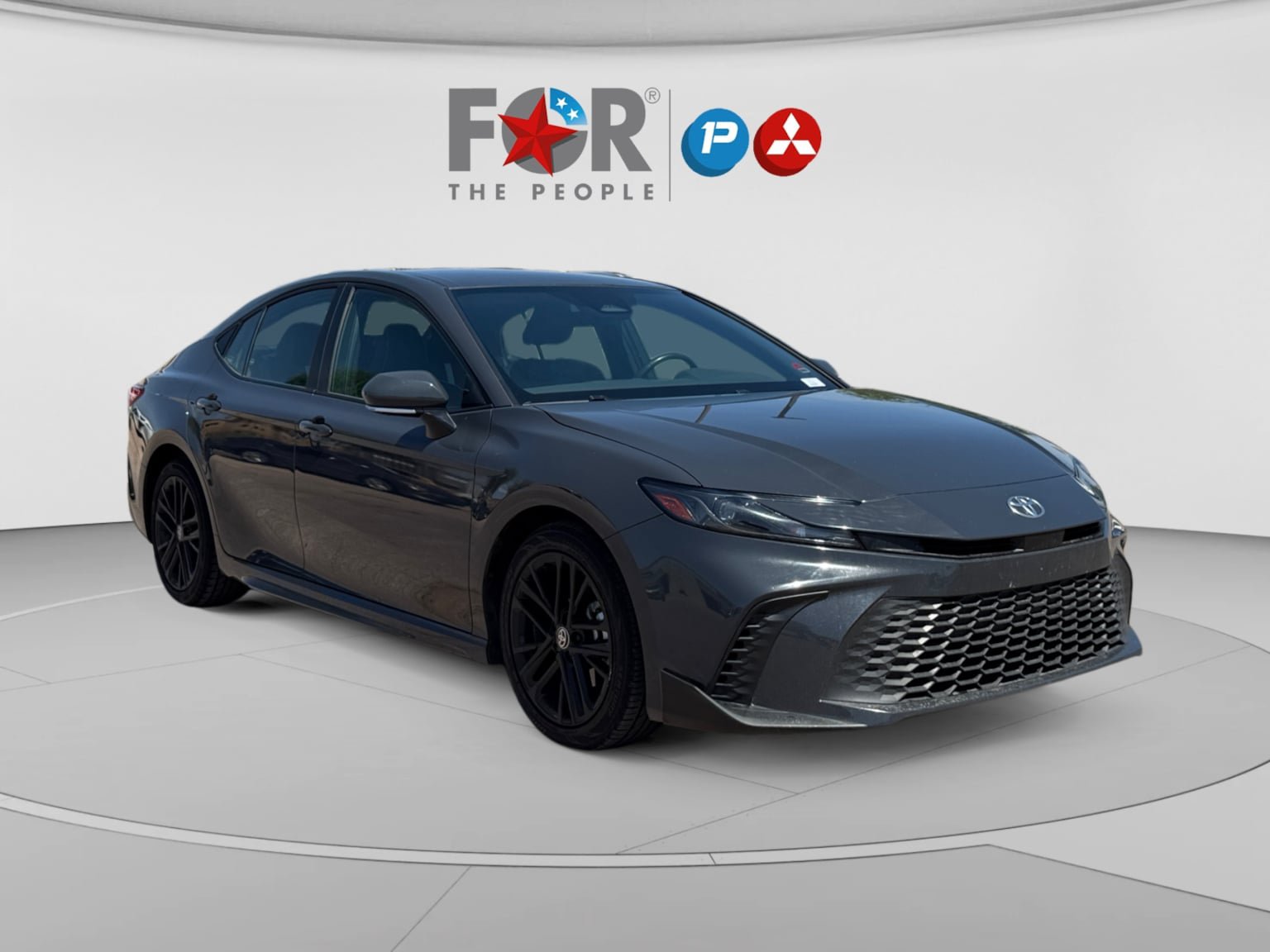 Used 2025 Toyota Camry SE FWD image 7