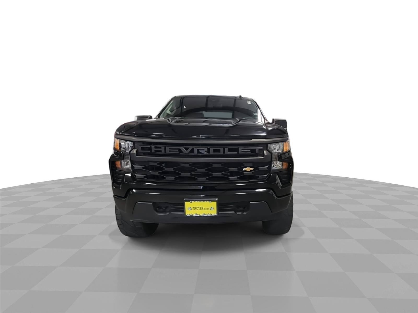 Used 2022 Chevrolet Silverado 1500 Custom AWD/4WD image 3