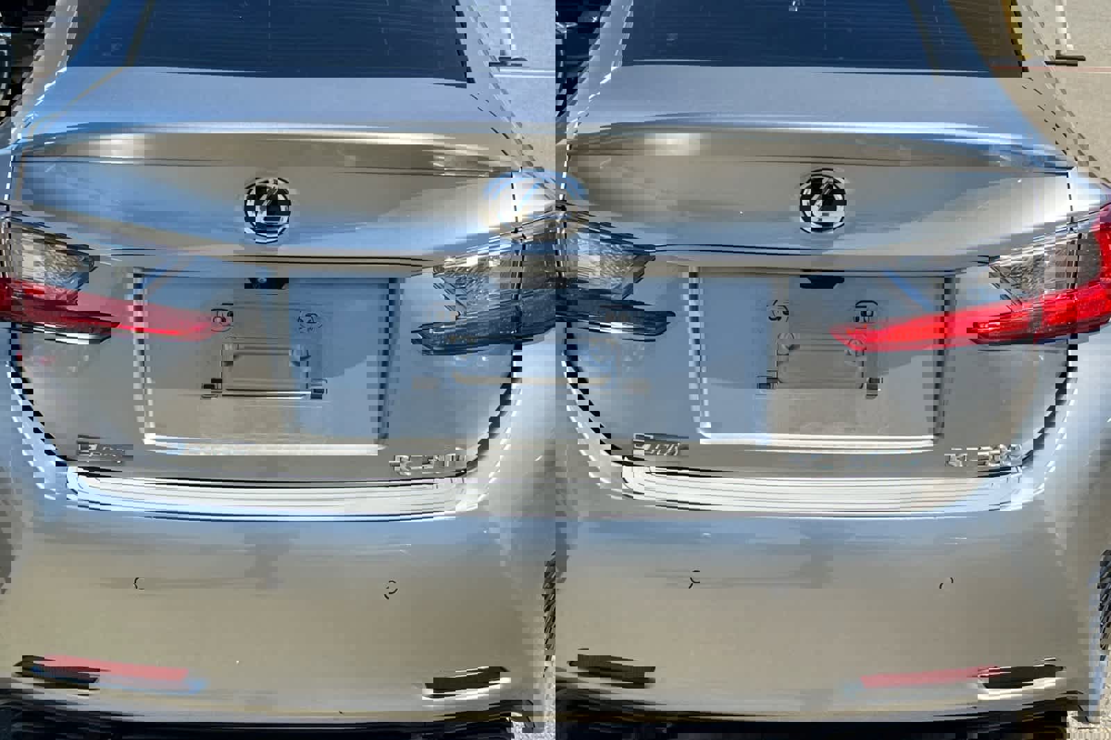 Used 2017 Lexus RC 200t F Sport image 19