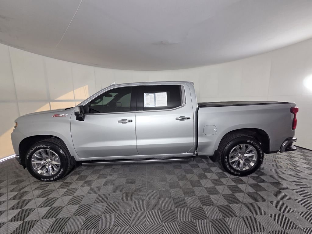 Used 2019 Chevrolet Silverado 1500 LTZ w/ LTZ Premium Package AWD/4WD image 9