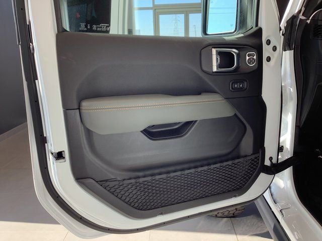 New 2026 Jeep Gladiator Mojave image 8