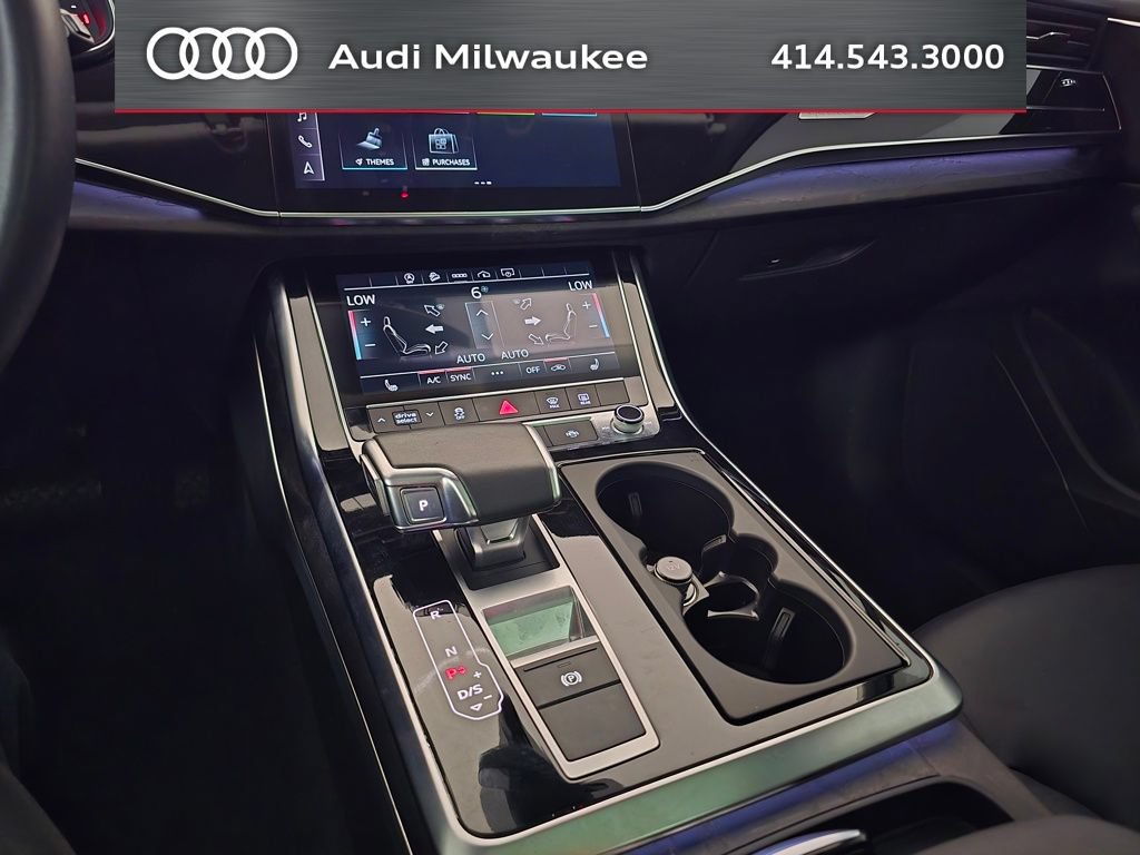 Used 2023 Audi Q7 2.0T Premium w/ Convenience Package AWD/4WD image 32
