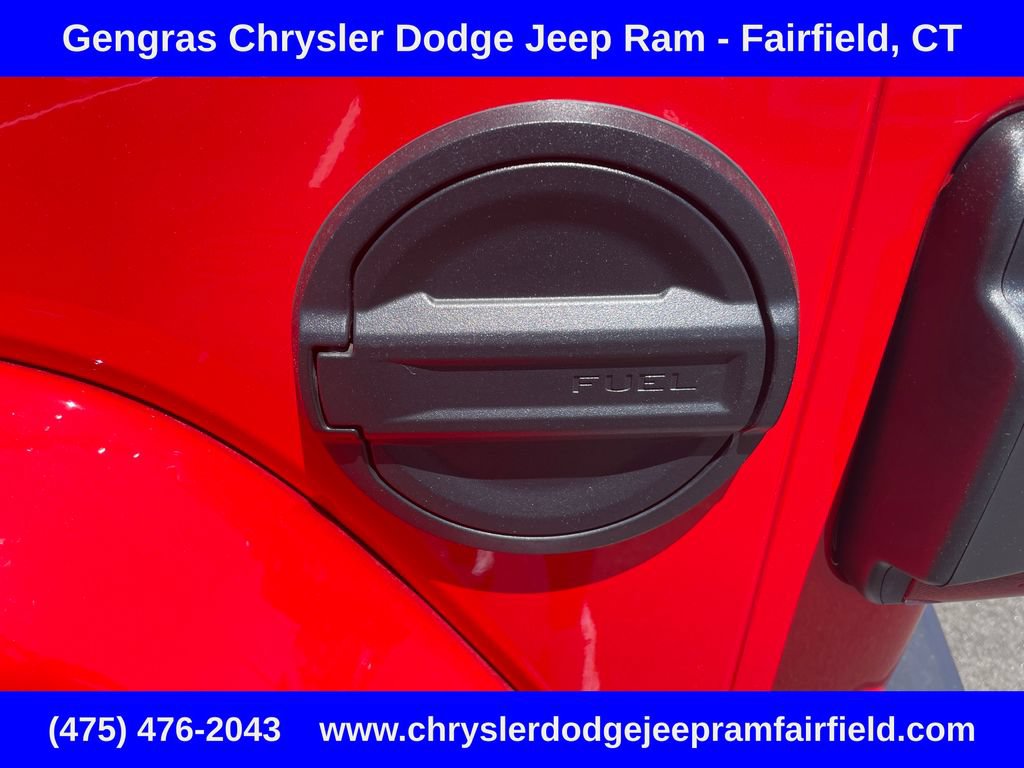 Certified 2025 Jeep Wrangler Unlimited Sahara AWD/4WD image 25