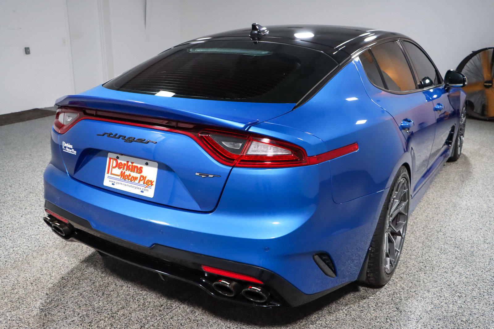 Used 2018 Kia Stinger GT1 image 7