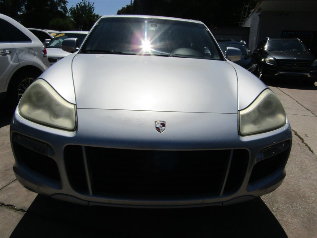 Used 2010 Porsche Cayenne GTS AWD/4WD image 2