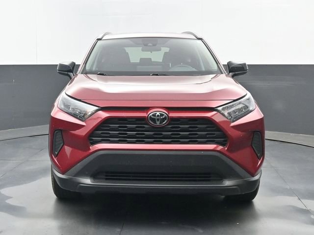 Used 2021 Toyota RAV4 LE FWD image 5