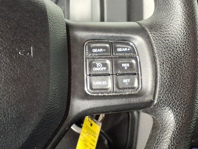 Used 2017 RAM 1500 Express AWD/4WD image 23