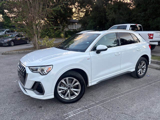 Used 2024 Audi Q3 2.0T Premium image 2