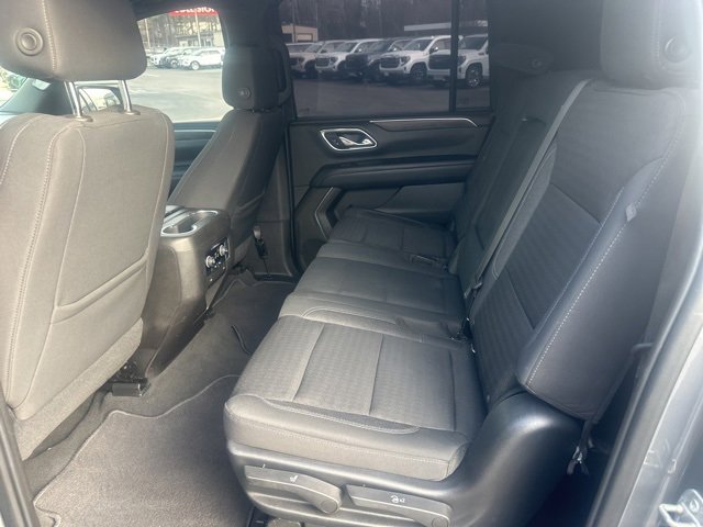 Used 2021 Chevrolet Suburban LS w/ Driver Alert Package image 19