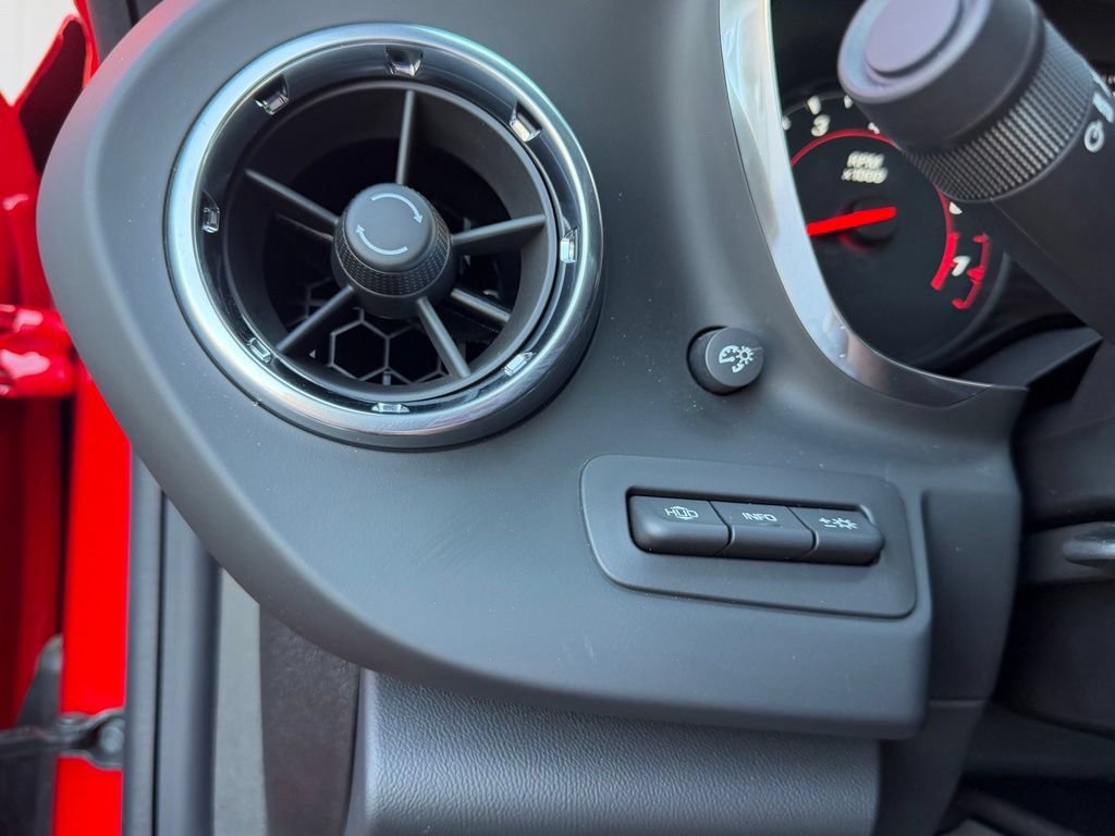 Used 2018 Chevrolet Camaro ZL1 RWD image 24
