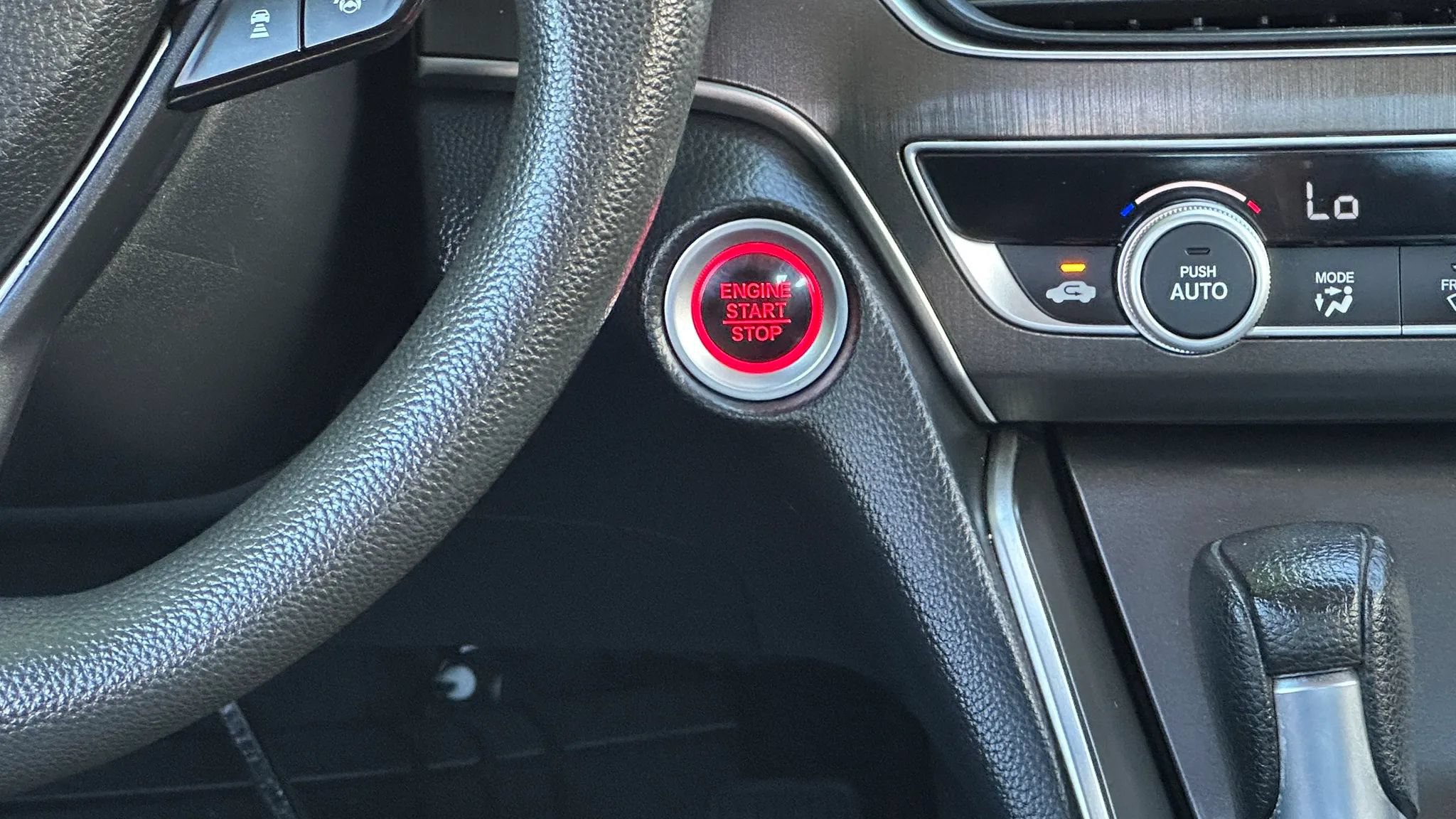 Used 2018 Honda Accord LX image 14