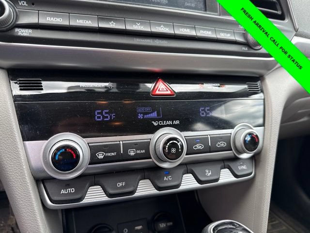 Used 2020 Hyundai Elantra SEL FWD image 30