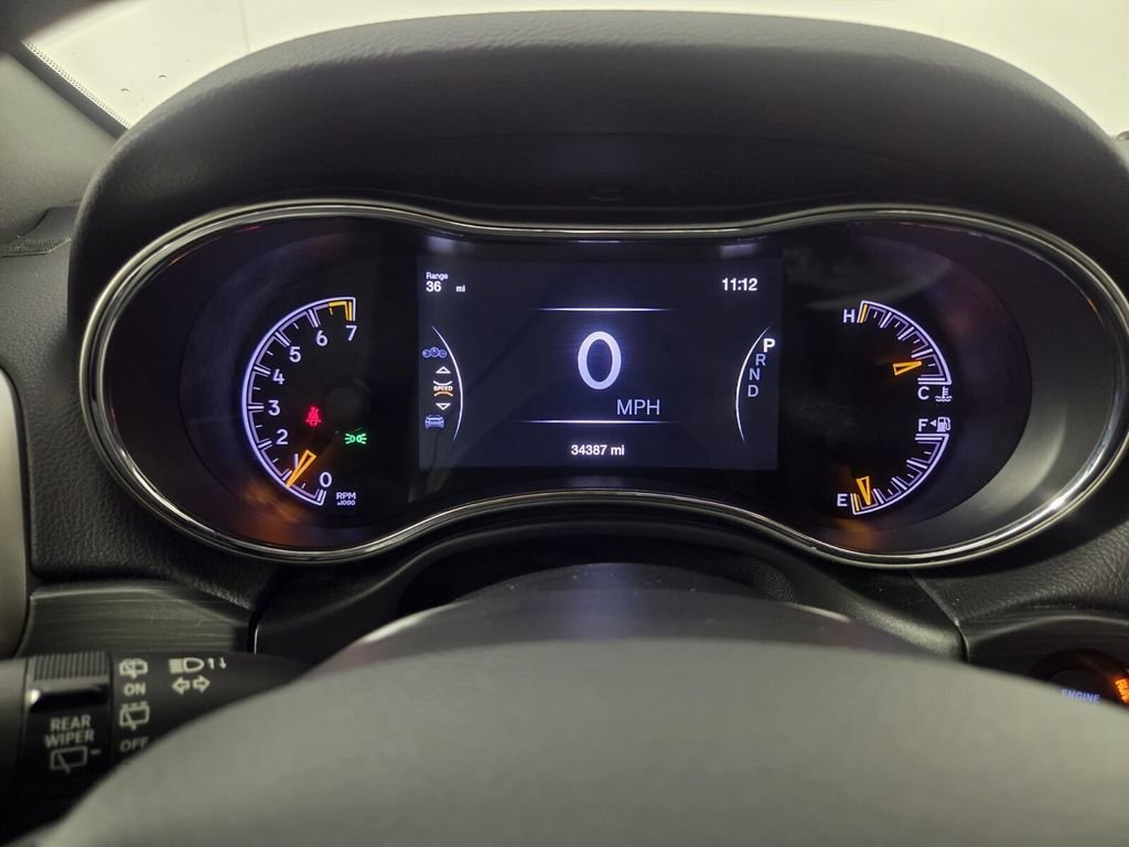 Used 2020 Jeep Grand Cherokee Altitude RWD image 15