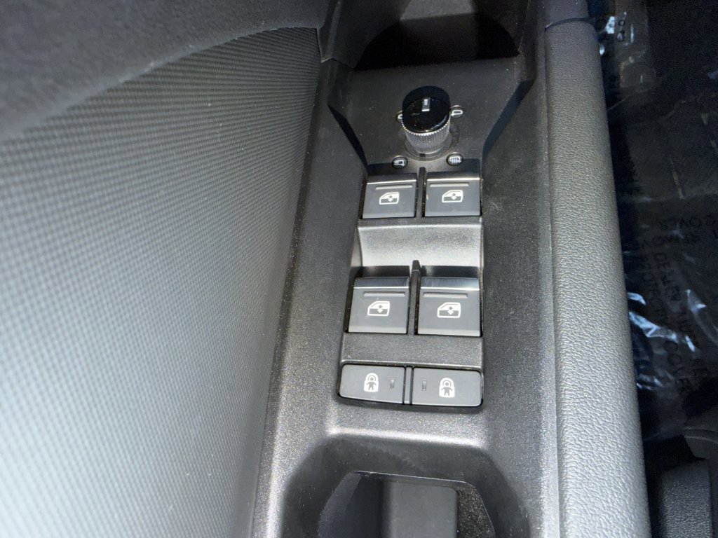 Used 2024 Audi Q4 e-tron Premium w/ Convenience Package image 24