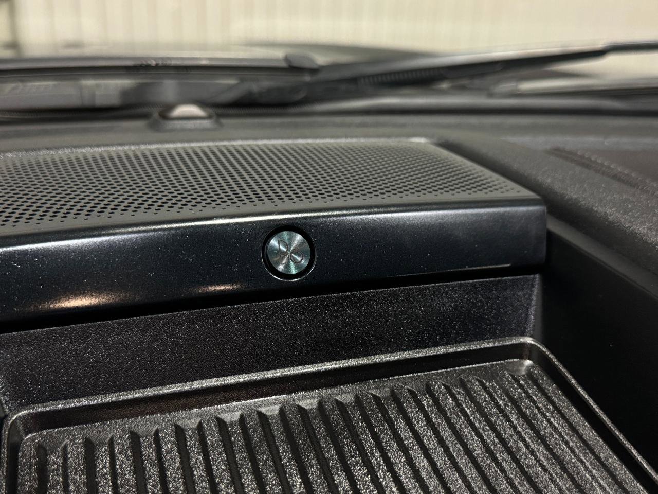 Used 2022 Ford F250 Lariat w/ Lariat Value Package image 33