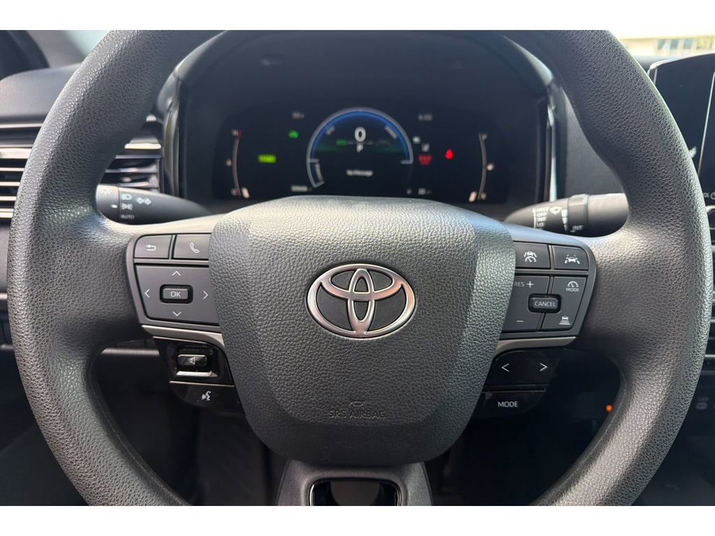 Certified 2025 Toyota Camry LE FWD image 25