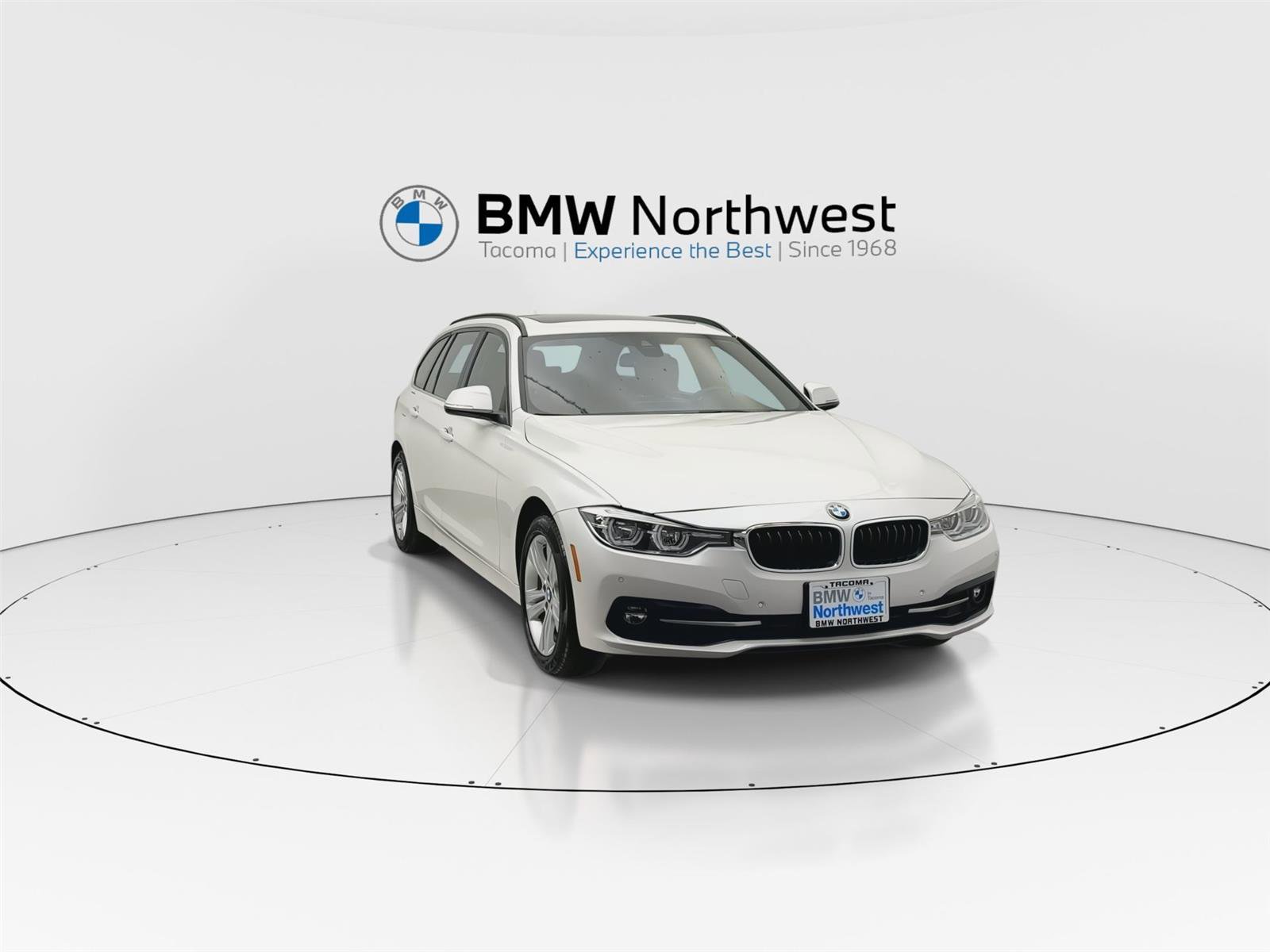 Used 2019 BMW 330i xDrive Wagon w/ Premium Package AWD/4WD image 7