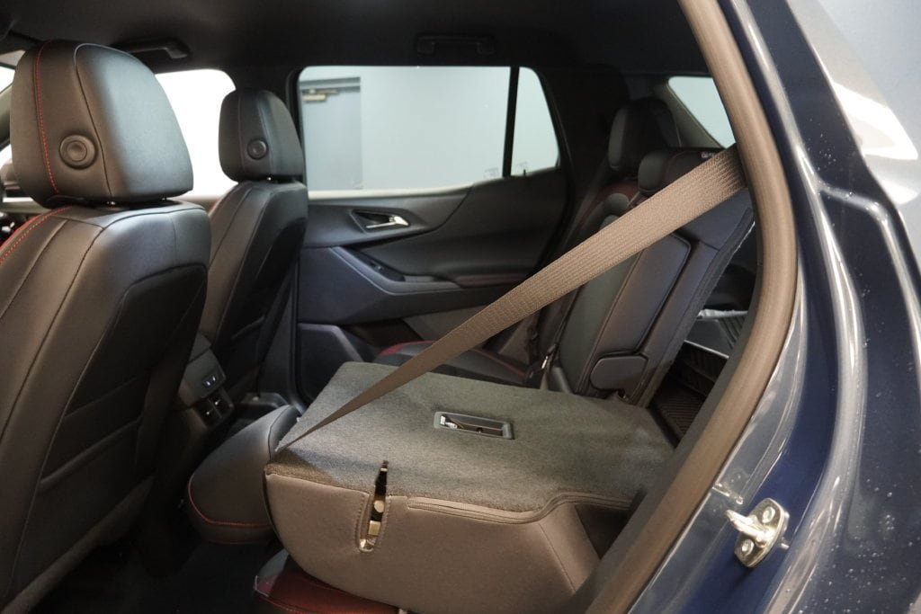 New 2027 Chevrolet Equinox RS w/ Convenience Package III AWD/4WD image 34