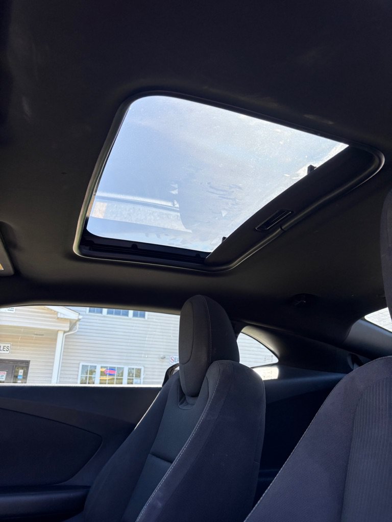 Used 2015 Chevrolet Camaro LT RWD image 18