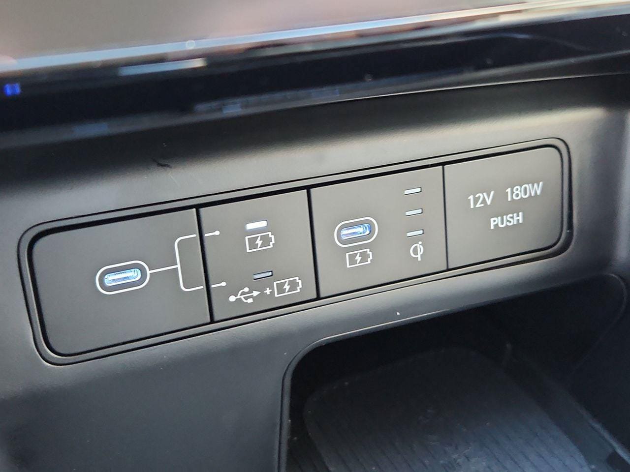 New 2026 Hyundai Tucson SEL FWD image 18