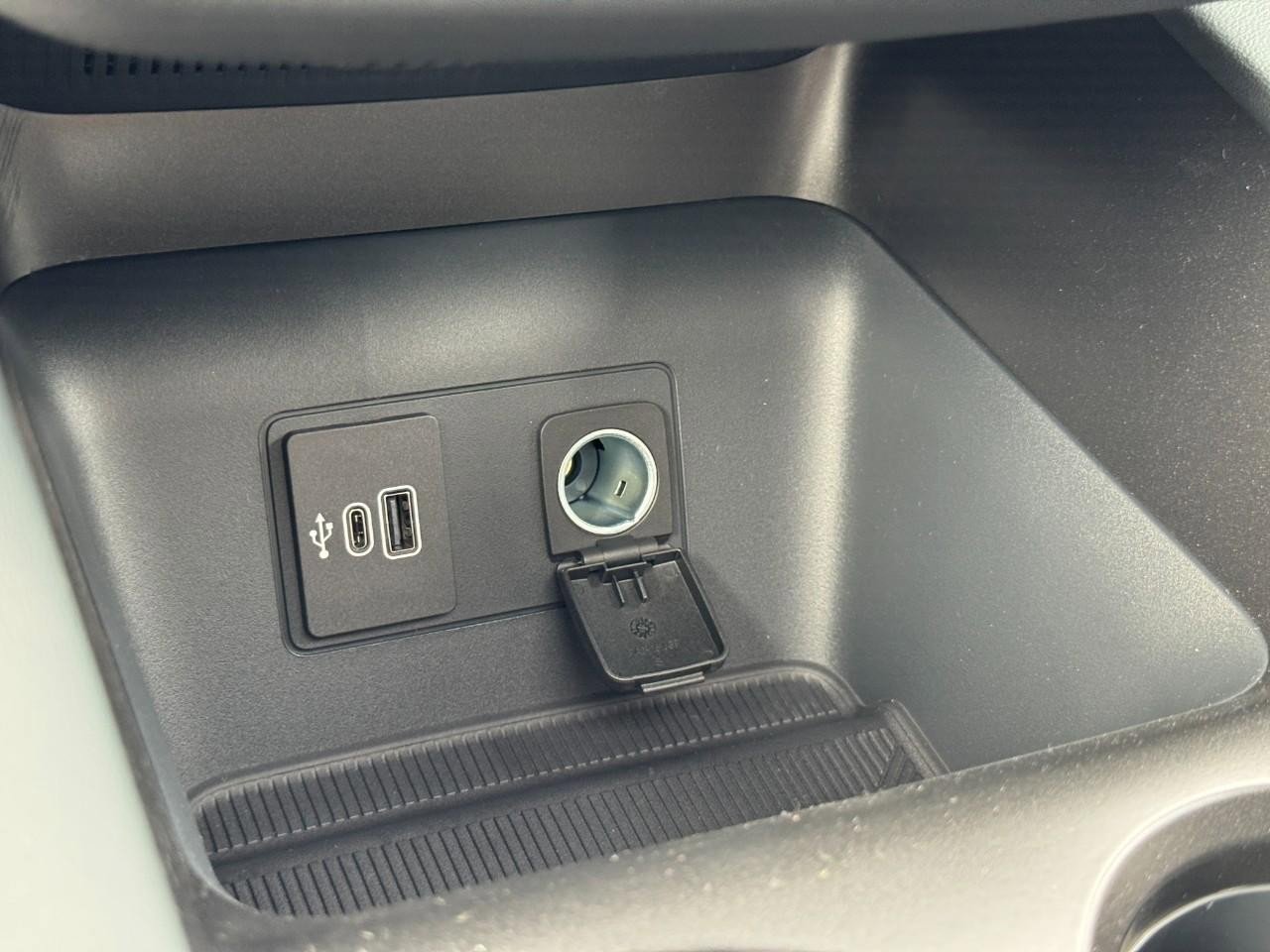 New 2026 Ford Explorer ST-Line image 17