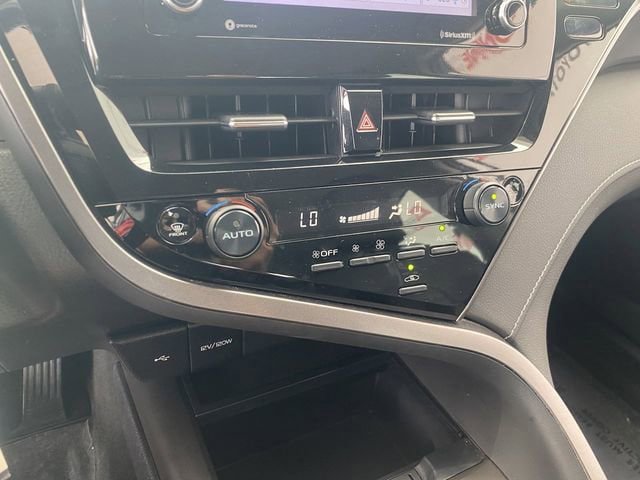 Certified 2022 Toyota Camry SE FWD image 19