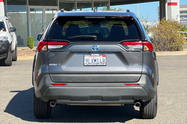 Certified 2024 Toyota RAV4 LE AWD/4WD image 8