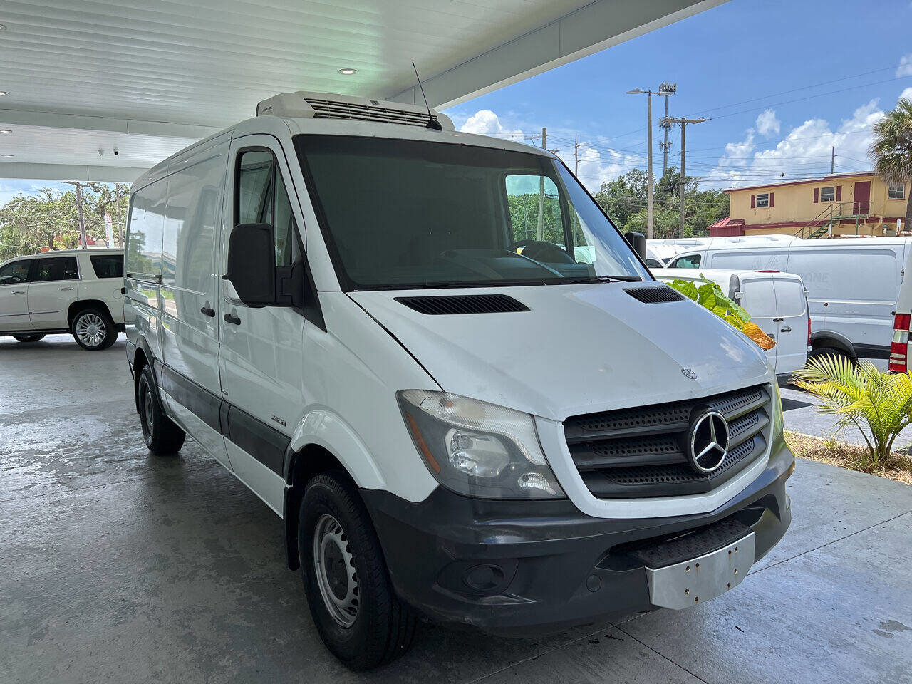 Used 2014 Mercedes-Benz Sprinter 2500 image 5