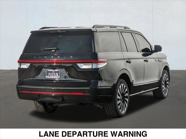 Used 2024 Lincoln Navigator Reserve AWD/4WD image 5