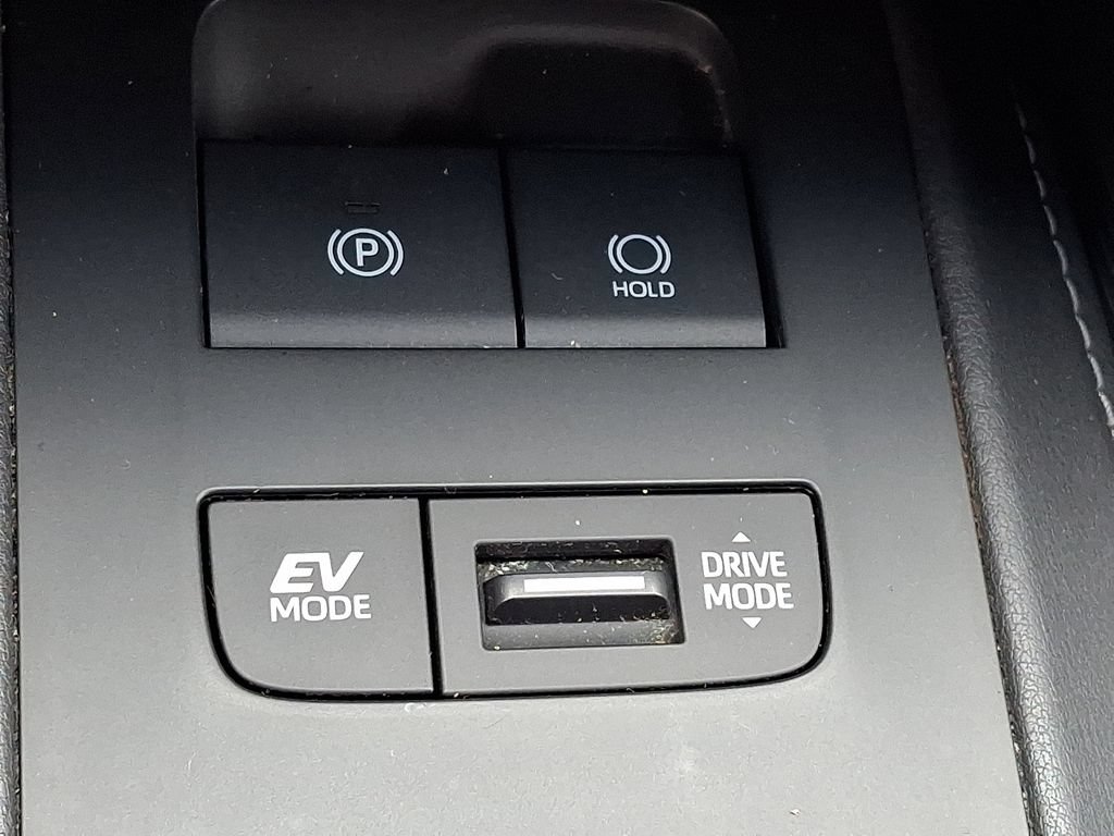 Used 2023 Toyota Venza XLE AWD/4WD image 28