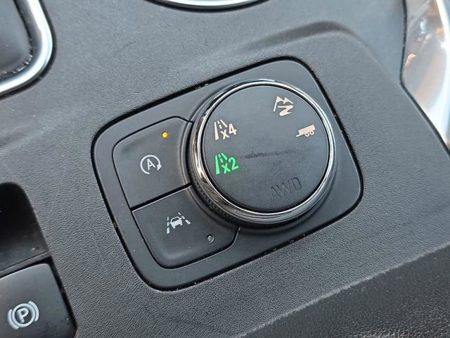 Used 2022 Chevrolet Traverse Premier AWD/4WD image 27