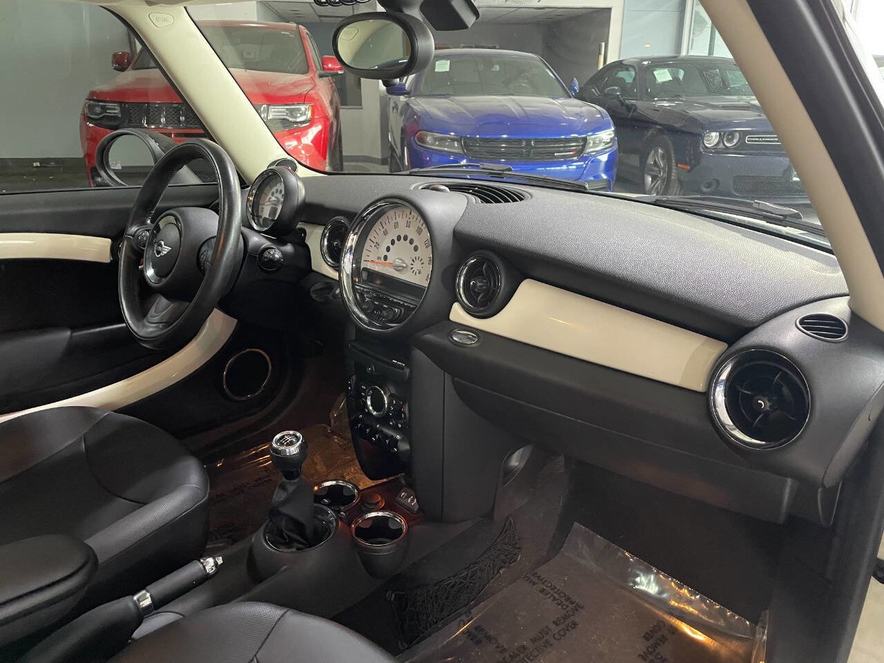 Used 2013 MINI Cooper Hardtop image 24
