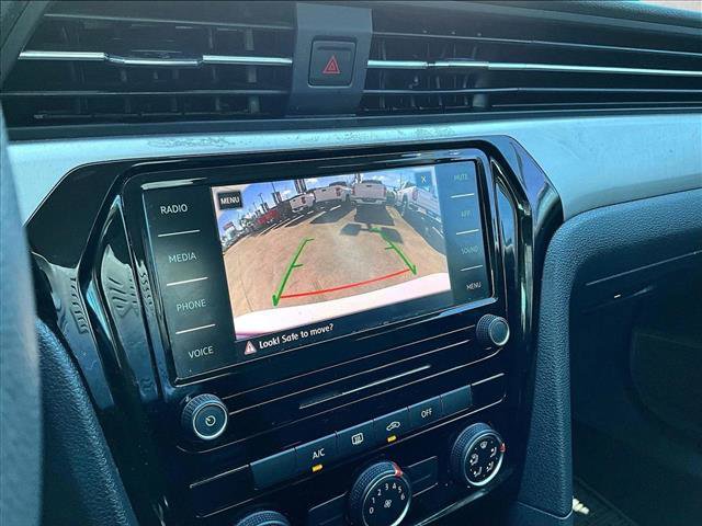 Used 2020 Volkswagen Passat 2.0T S image 23