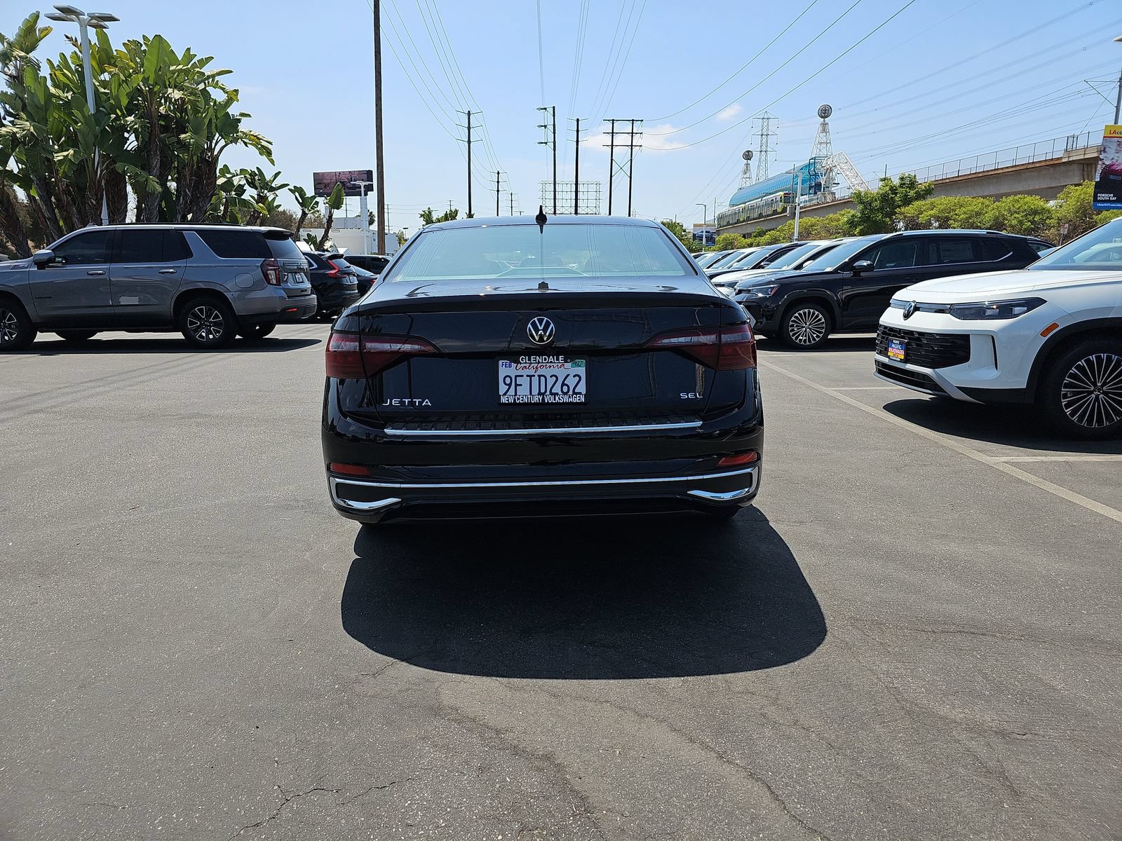 Certified 2023 Volkswagen Jetta SEL FWD image 11