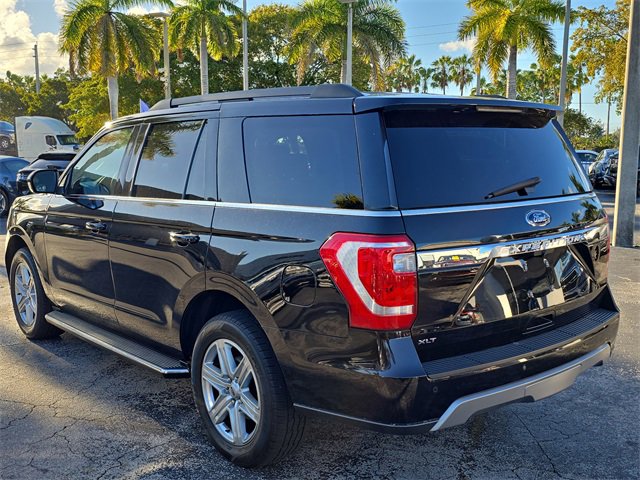 Used 2020 Ford Expedition XLT w/ Equipment Group 202A image 4