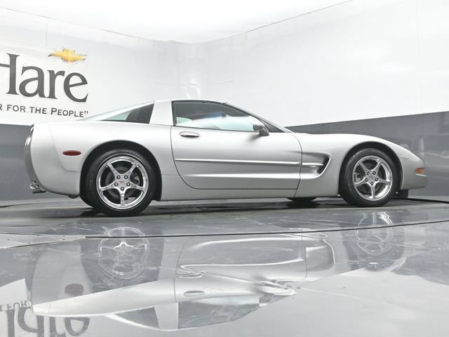 Used 2004 Chevrolet Corvette Coupe RWD image 45