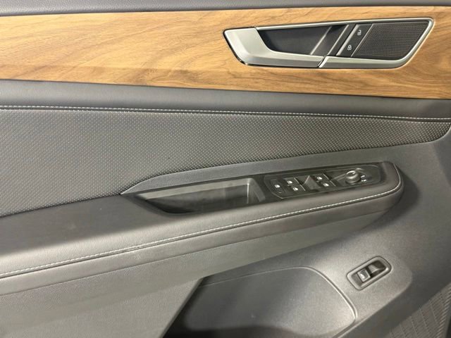 Used 2024 Volkswagen Atlas SE FWD image 15