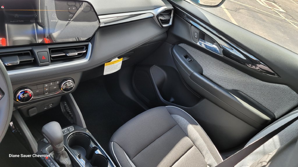 New 2026 Chevrolet TrailBlazer LS w/ LS Convenience Package FWD image 23