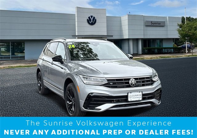 Used 2024 Volkswagen Tiguan SE R-Line
