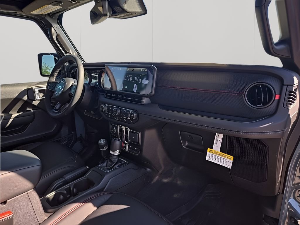 New 2025 Jeep Wrangler Unlimited Rubicon w/ Safety Group image 28