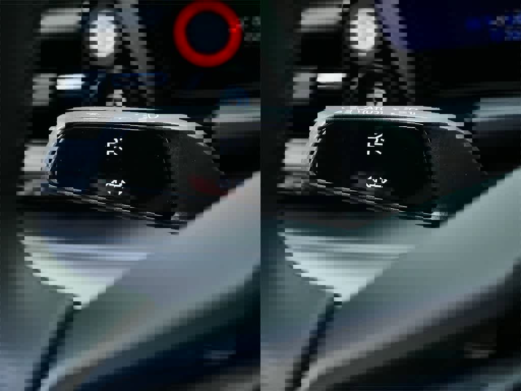 New 2025 Porsche Macan 4S Electric image 23