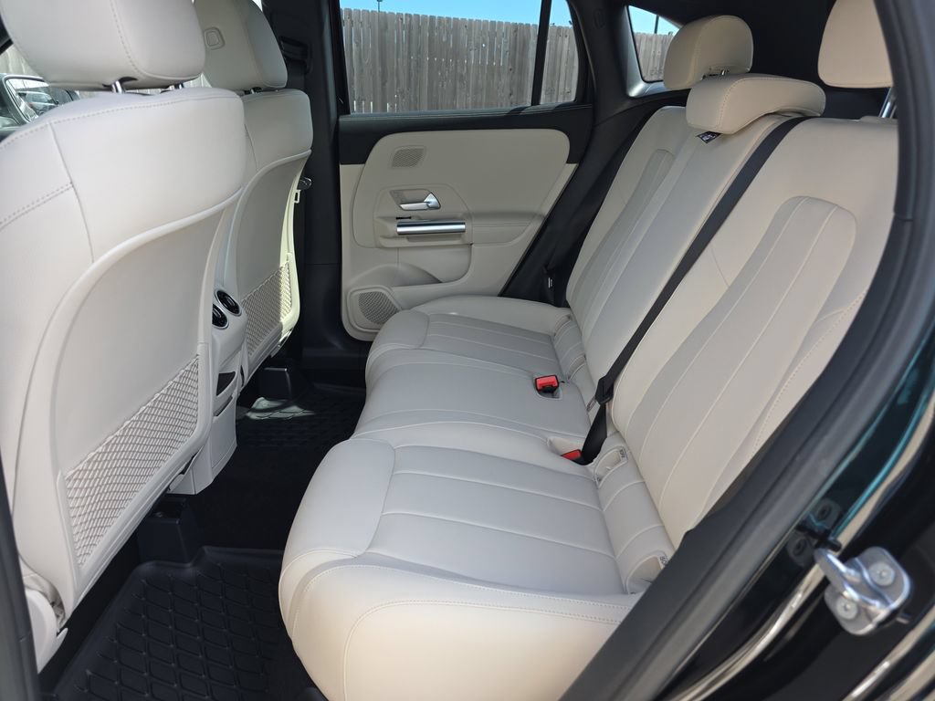 New 2026 Mercedes-Benz GLA 250 4MATIC image 12