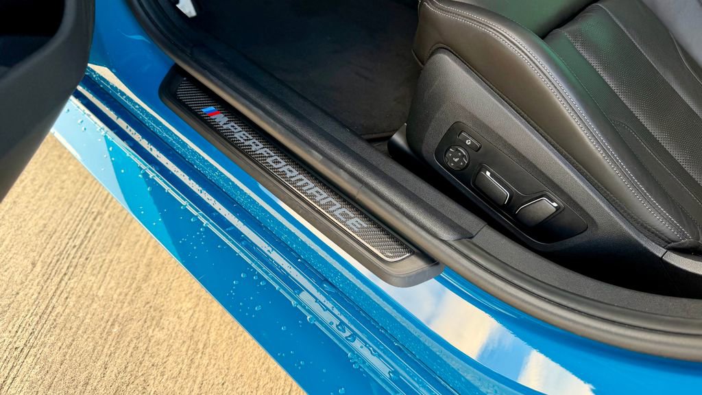 Used 2025 BMW M3 w/ Executive Package image 16