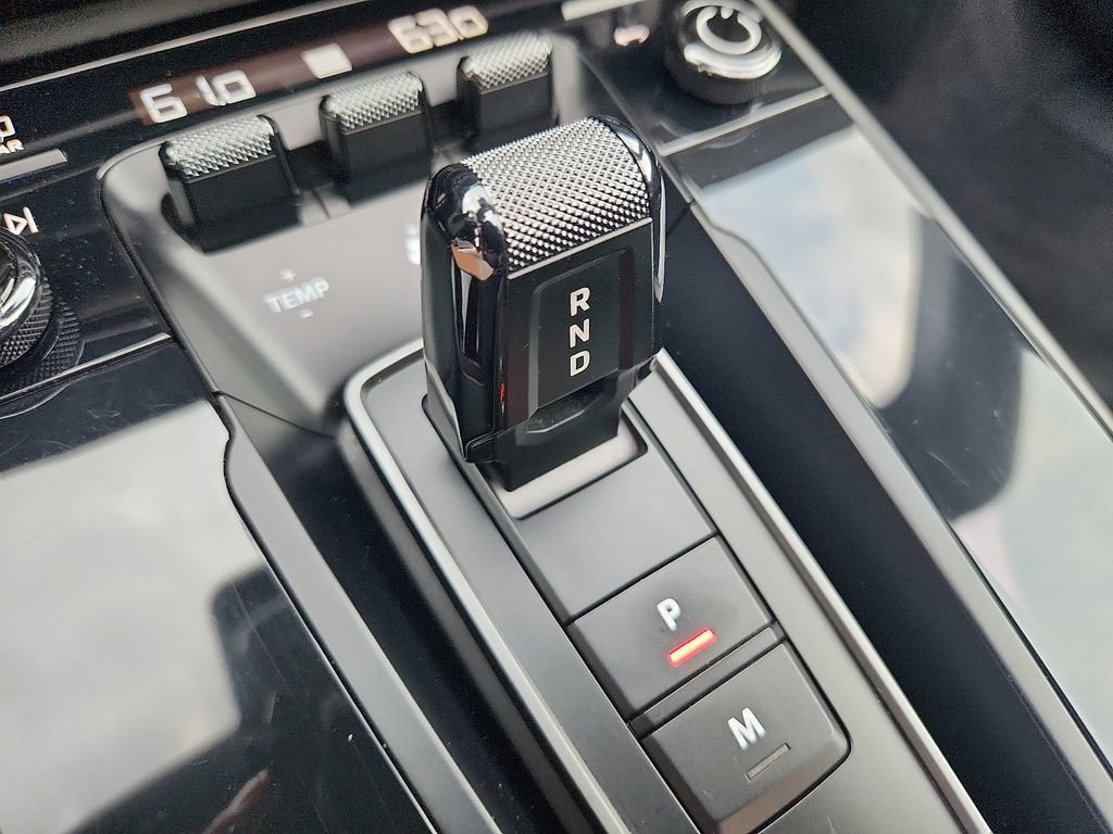 Certified 2023 Porsche 911 Carrera S image 11