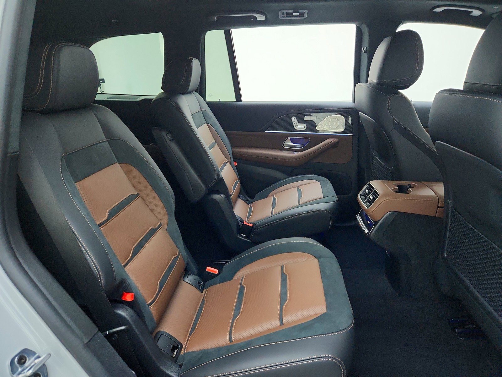 New 2026 Mercedes-Benz GLS 63 AMG 4MATIC image 16