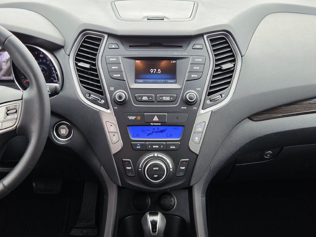 Used 2015 Hyundai Santa Fe Limited AWD/4WD image 21