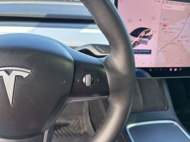 Used 2021 Tesla Model 3 Standard Range Plus image 15